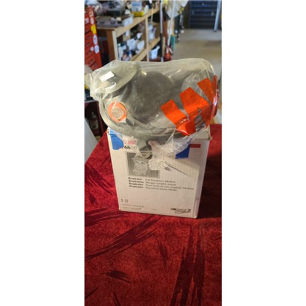 3M 680 RESPIRATOR