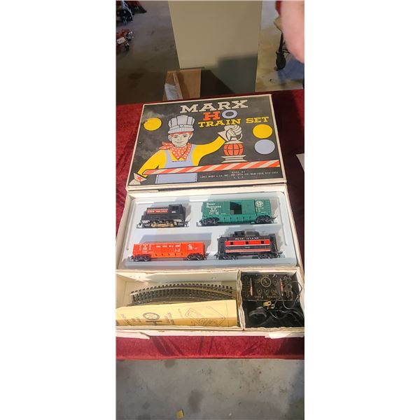 MARK HO TRAIN SET