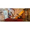Image 3 : ANTIQUE SPINNING WHEEL - MODELED AFTER THE ASHFORD DOUBLE DRIVE SPINNING WHEEL