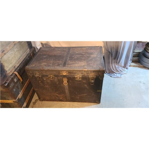 JLF ALL METAL STEAMER TRUNK 36 X 22 X 25 NORTHERN NAVAGATION