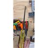 Image 19 : TWO TRACKS OF NUT DRIVERS, SCREW DRIVERS WITH MISC WALL ITEMS