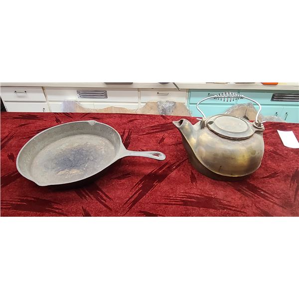 CAST IRON TEA POT AND CAST IRON FRYING PAN