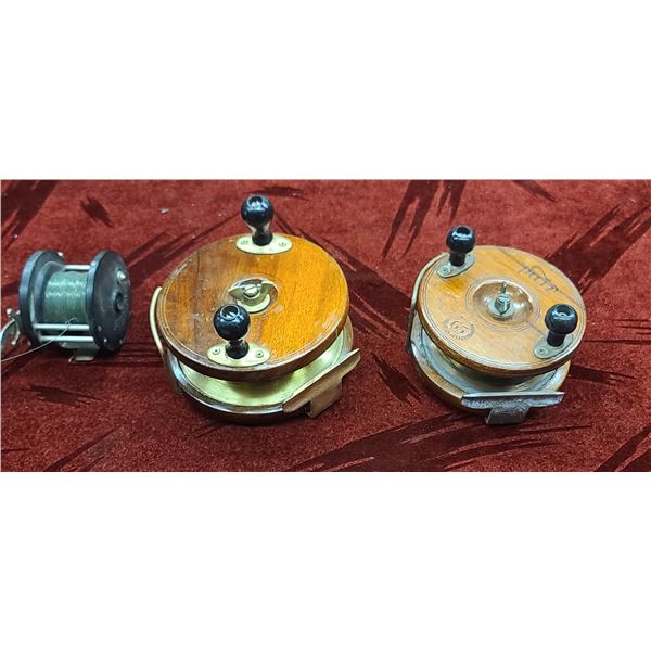 ONE PENN AND TWO PEETS FISHING REELS