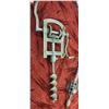 Image 12 : ANTIQUE BEAM AUGER/DRILL AND HAND DRILL