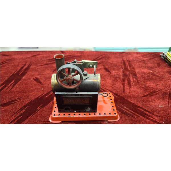 MAMOO (MADE IN ENGLAN) TOY STEAM ENGINE