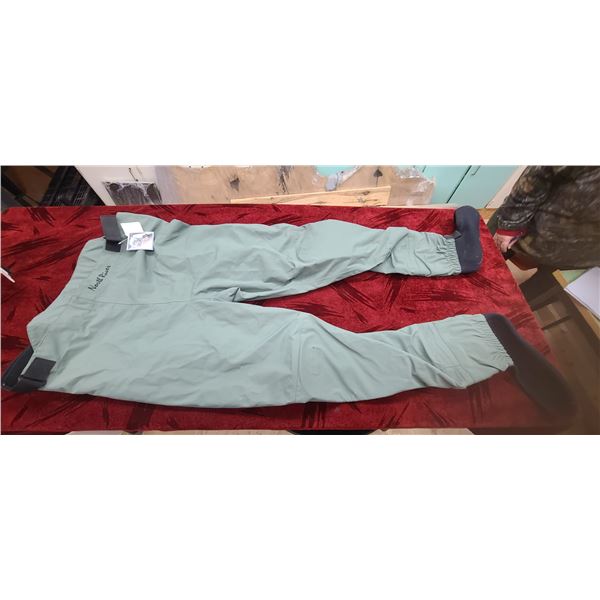 NORTH RIVER HIP WADERS NEW - XL