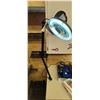 Image 5 : MAGNIFYING LAMP
