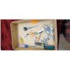 Image 10 : LARGE SELECTION OF SCREW DRIVERS AND PICKS