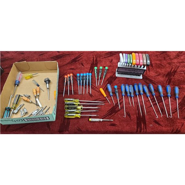 LARGE SELECTION OF SCREW DRIVERS AND PICKS