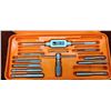 Image 3 : STANDARD TAP AND DIE SET