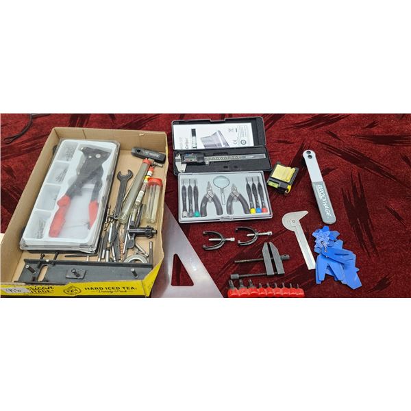 POP RIVET GUN, DIGITAL CALIPERS, SMALL SCREW DRIVER SET AND SET OF TORQUE SOCKETS