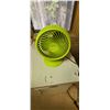 Image 2 : SMALL OSCILATING FAN, MAGNIFYING LAMP