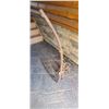Image 17 : ANTIQUE GRAIN CRADDLE SYTHE