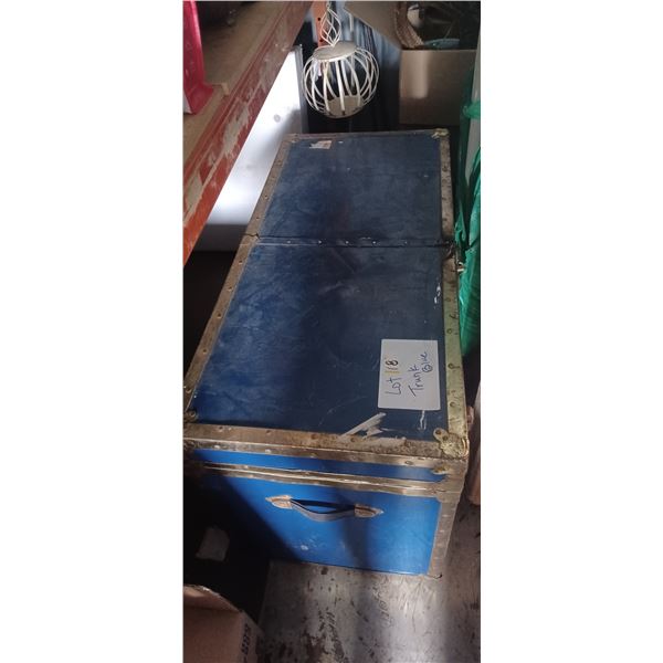 LARGE BLUE SEAMER TRUNK C/W ASSORTED CHRISTMAS ITEMS