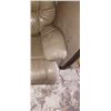 Image 4 : TAUPE LEATHER RECLINING CHAIR