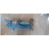 Image 3 : 2 TON FLOOR JACK C/W HANDLE AND WORKS