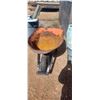 Image 1 : WHEEL BARROW