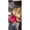 Image 2 : ASSORTED WICKER BASKETS