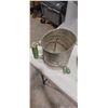 Image 2 : VINTAGE KITCHEN SUPPLIES