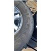 Image 2 : 4 MICHELIN 275/70R17 E RATED 40%