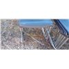 Image 3 : 20 PLASTIC COMMERCIAL STACKING CHAIRS LITTLE RUST ON SOME LEGS