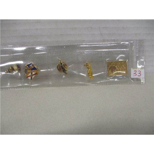 COLLECTOR ROW OF JEWELRY