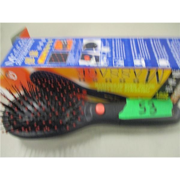 NEW:  MASSAGING HAIR BRUSH