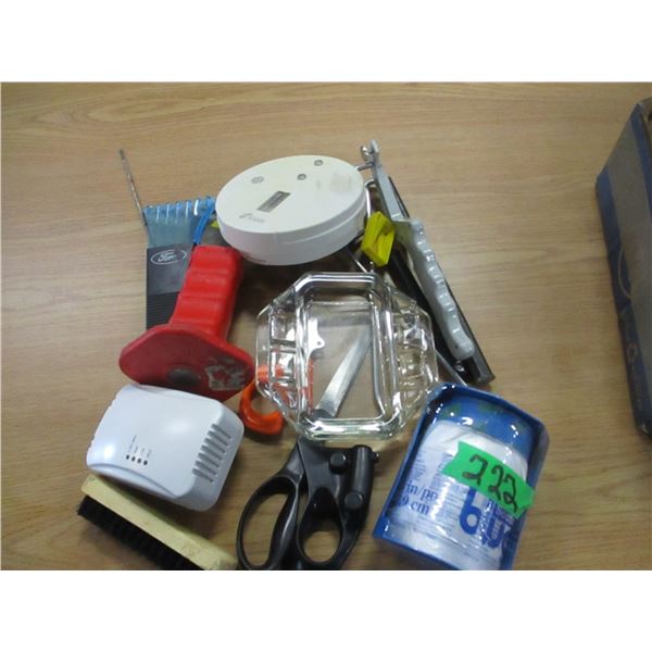 ESTATE:  FLAT C/W MISC GOODS & TOOLS