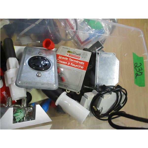 ESTATE:  FLAT C/W ASSORTED ELECTRIC ITEMS