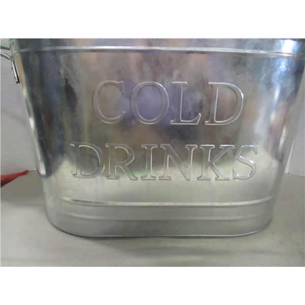 ESTATE:  GOLD DRINK TUB