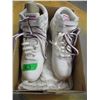 Image 1 : REEBOK RUNNERS (SIZE 10)