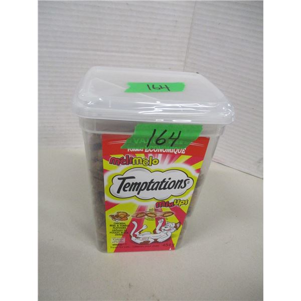 TEMPTATIONS MEDLEY CAT TREATS MIX UPS (454G) - TUB