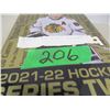 Image 3 : COLLECTABLE:  OVER 100 HOCKEY TRADING CARDS IN TIN