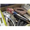 Image 2 : FLAT C/W ASSORTED TOOLS