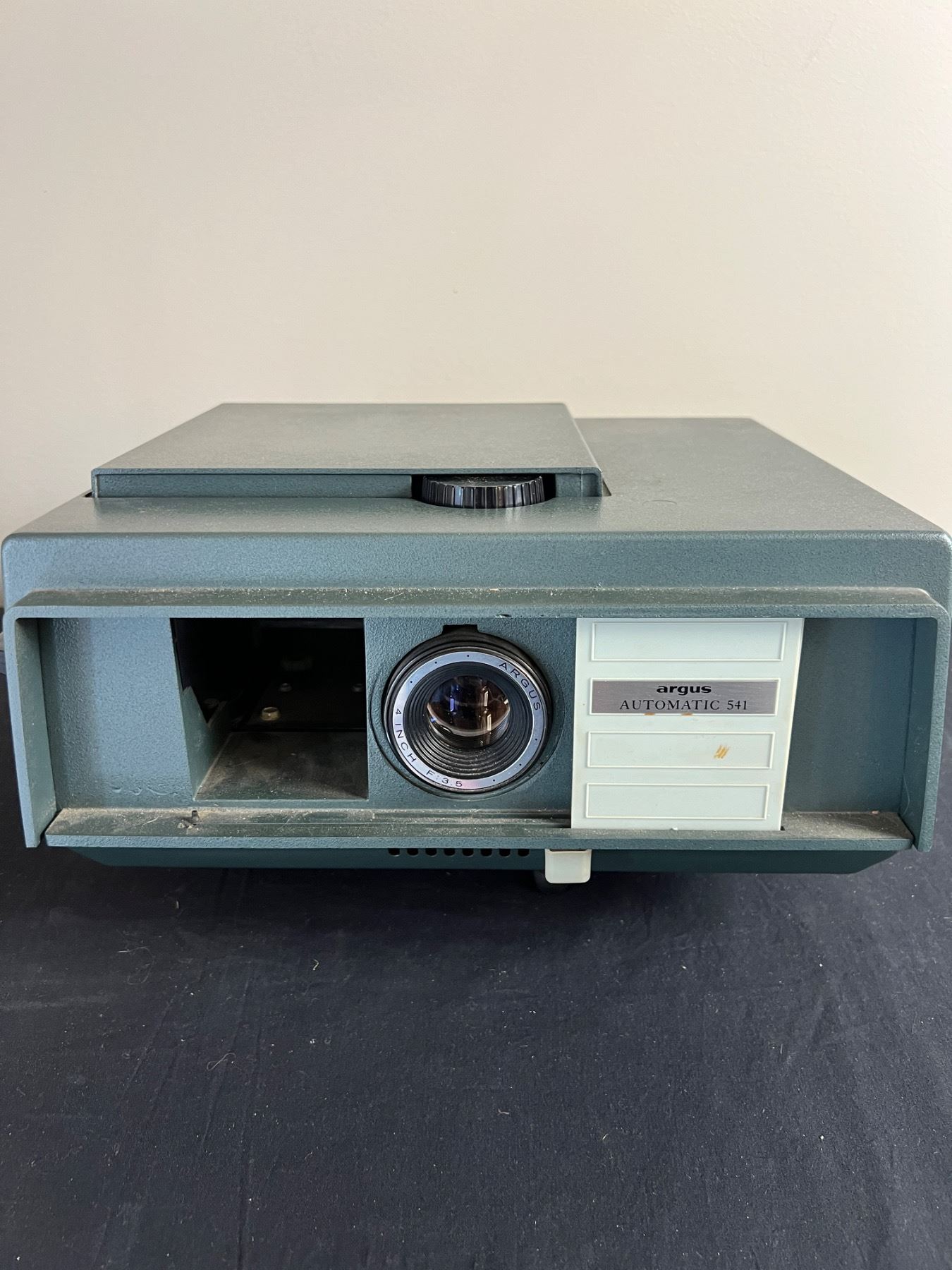 Vintage Argus Slide Projector - Sunrise Estate Services Ltd
