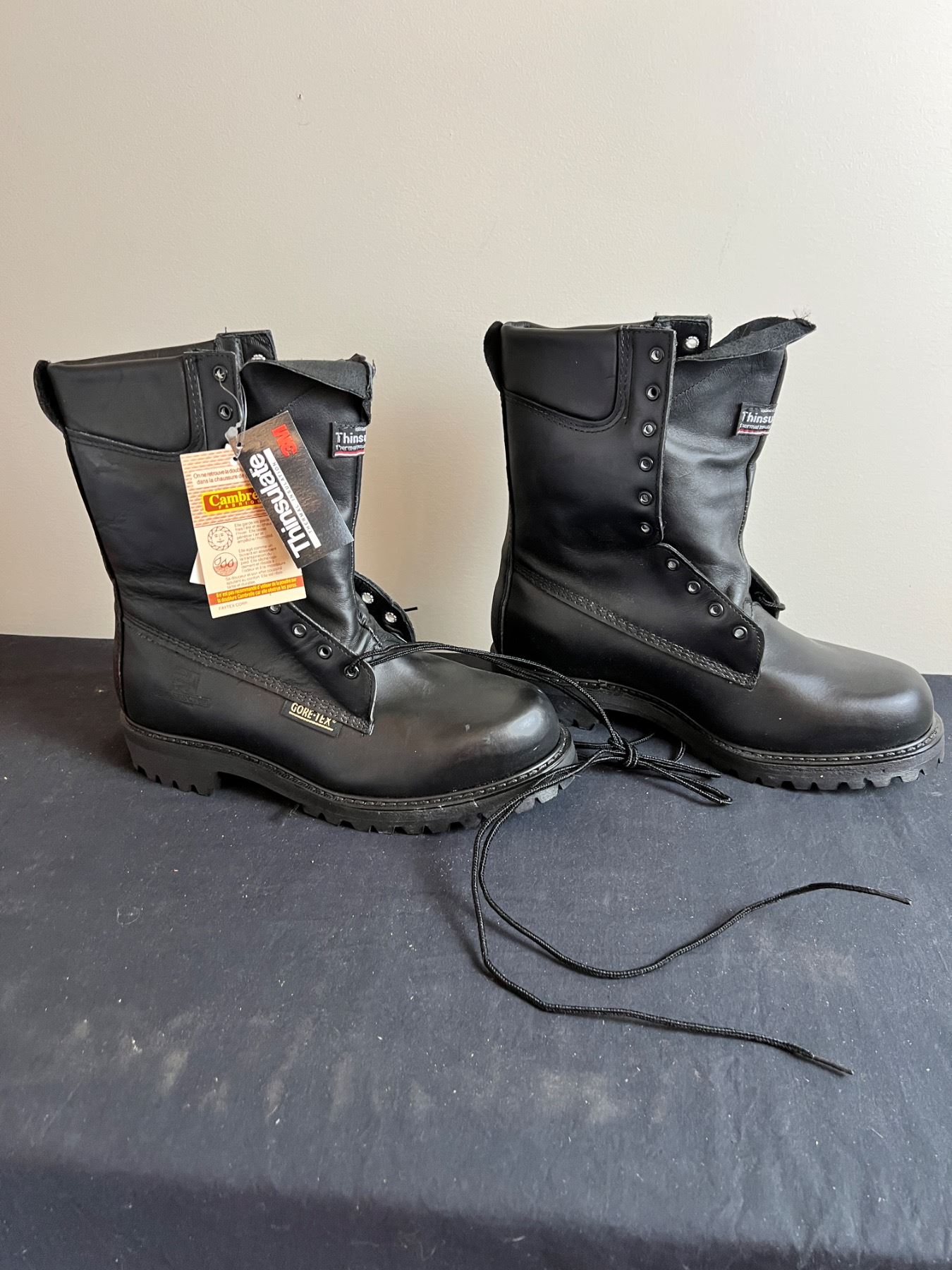 1 Pair Men's Vibram Gore-Tex Boots - Sunrise Estate Services Ltd