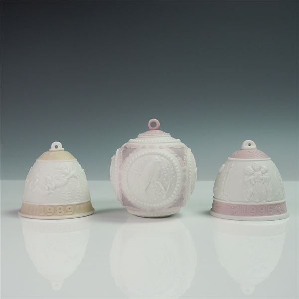3pc Lladro Annual Christmas Bulb Ornaments & Bells