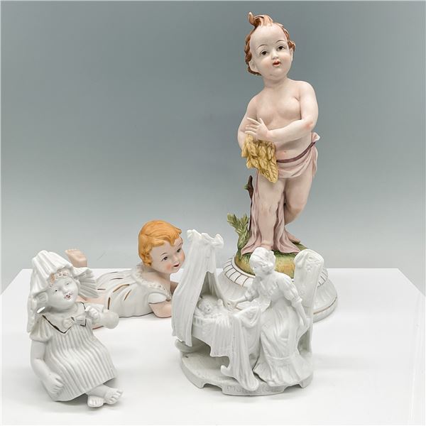 4pc Mixed Porcelain Figurine Collection