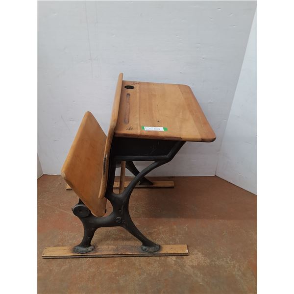 * Vintage Wooden & Cast Iron School Desk - 28" x 21" x 29" - CANNOT SHIP