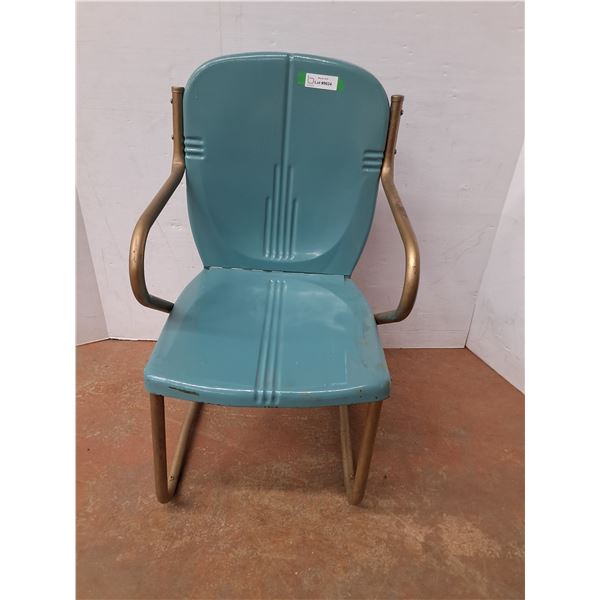 * Vintage Metal Chair - CANNOT SHIP