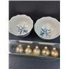 Image 3 : Lot: (2) Filigree Bird Bowls, Floral Serving Plate, Mother Pin Cushion, Christmas Ornaments, Misc