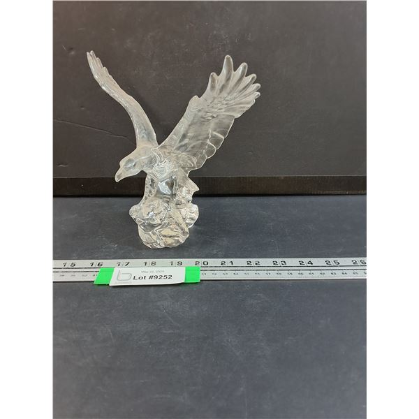 "Wonders of the Wild" Eagle Leaded Crystal Figurine - 8" x 7"