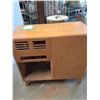 Image 5 : * Vintage MCM Radio Cabinet - Consigner States Radio Works, Record Player Needs Work, 32" x 16" x 30