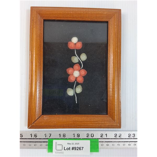 Vintage Tufted Floral Art in Frame - 8.5" x 6.5"