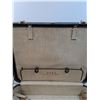 Image 3 : Vintage McBrine Suitcase - 24.5" x 19" x 7" - Pick Up Preferred