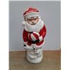 Image 2 : Vintage Blow Mould Santa Claus Outdoor Light-up Decoration - 39" Tall