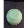 Image 3 : Vintage Jadeite Mixing Bowl - 5"