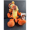 Image 3 : Retro Esso Tiger Plush and Tiger Glass Cup