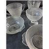 Image 3 : Dominion Glass Saguenay Cups, Bowls and Creamers - Chipped