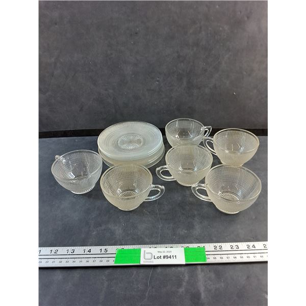 Dominion Glass Saguenay Cups and Coasters - Chipped